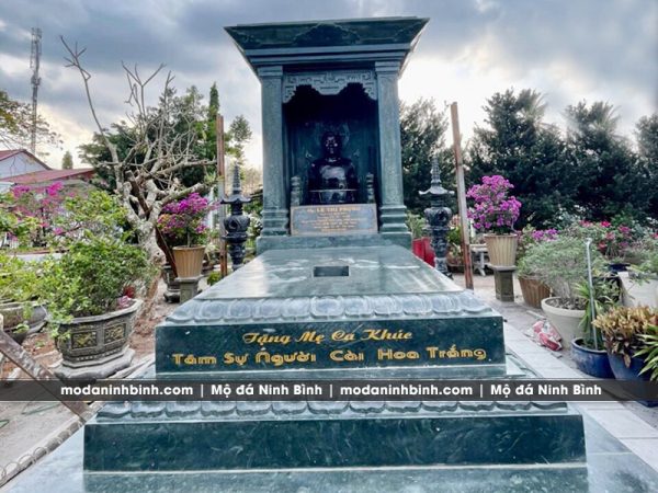 Mẫu Mộ đá xanh rêu - Mộ đá 1 mái đẹp tại Ninh Bình 4 Mo-da-xanh-reu-1-mai-dep-Mo-da-Ninh-Binh.jpg