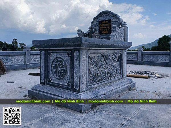 Mẫu Mộ đá đơn bằng đá xanh đen Thanh Hóa.