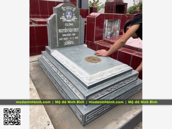 Mẫu Mộ đá xanh rêu 3 cấp đẹp, chất lượng tại Làng đá Ninh Bình