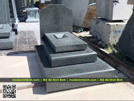 Mẫu mộ đá granite 3 cấp đẹp bằng đá granite xanh Bình Định.
