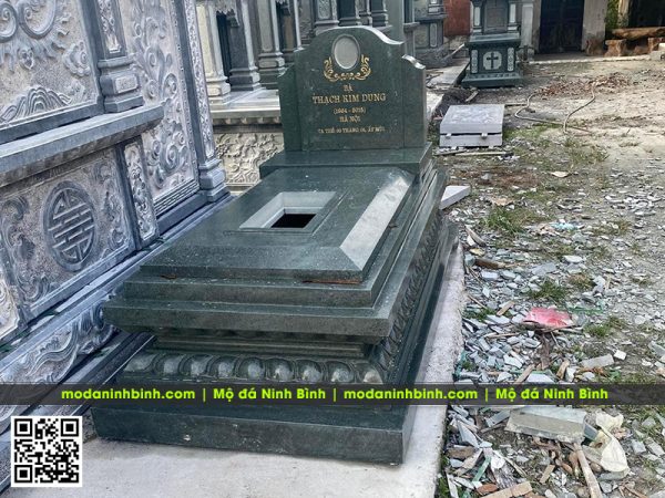 Mộ đá xanh rêu đẹp và ý nghĩa trong văn hóa tâm linh