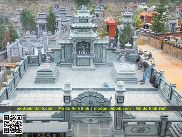 Khu Lăng Mộ đá xanh rêu cho phần mộ của Bố Mẹ, Ông Bà