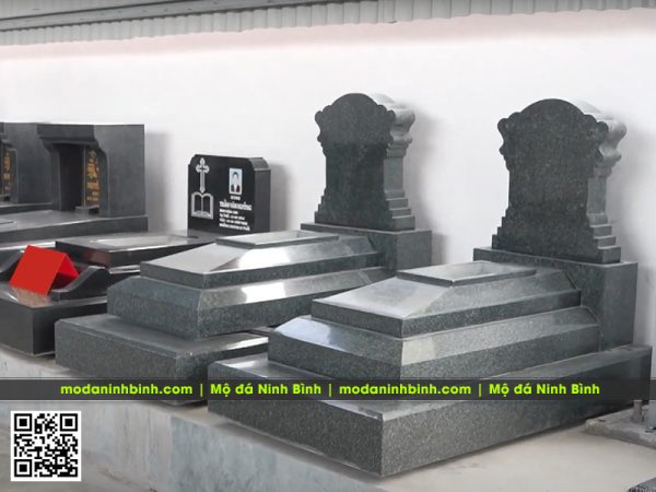 Mau-Mo-granite-ghi-xam-Binh-Dinh.jpg