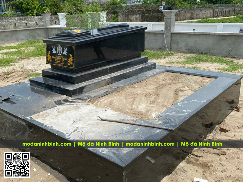 Mẫu Mồ công giáo bằng đá hoa cương (đá granite) đẹp, chất lượng cao 4 Ốp Mồ đá công giáo bằng đá granite