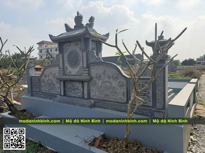 Mẫu Lăng Mộ đá đẹp 10 Hoa-van-phia-sau-lang-tho-da-1-mai.jpg