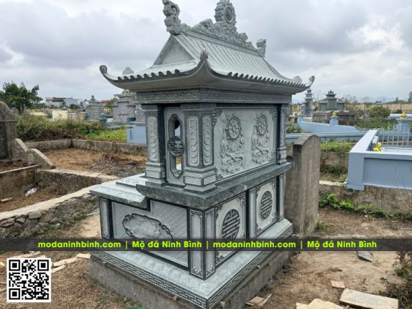 Mẫu Mộ đá đôi 1 mái bằng đá granite xanh Bình Định, sự lựa chọn bền vững cho phần mộ của ông bà, cha mẹ 9 Chi tiet phia sau Mo da doi 1 mai