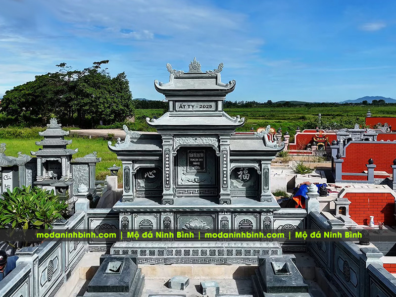 Lăng mộ đá là gì? Cấu tạo một khu lăng mộ đá gia đình, dòng họ hoàn chỉnh 16 Mau-Lang-Tho-Da-Tam-Quan-2-mai-dep-2026.jpg