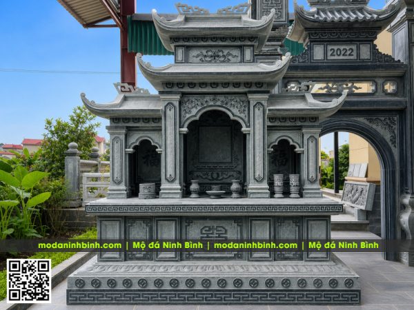 Lăng thờ Tam Quan bằng đá xanh rêu phù hợp tại khu Lăng Mộ gia tộc, Lăng Mộ tổ