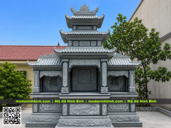 Mẫu Lăng thờ tam quan tại khu Lăng Mộ tổ dòng họ