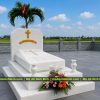 Mẫu Mộ Công giáo đá trắng nguyên khối, thiết kế 3 cấp hiện đại