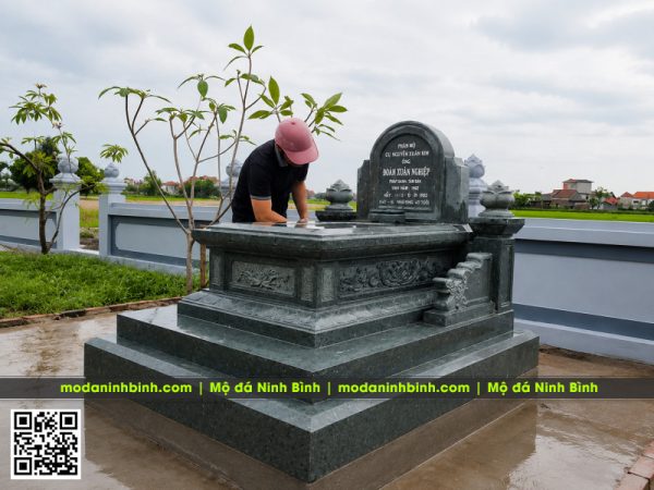 Mẫu Mộ đá Ngai - Mộ Ngai Đẹp - Mộ Đá Xanh Rêu tại Ninh Bình