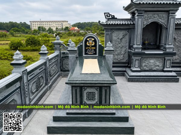 Trang chủ 70 Mộ đá xanh rêu chất lượng cho Ông Bà, Cha Mẹ hiện nay