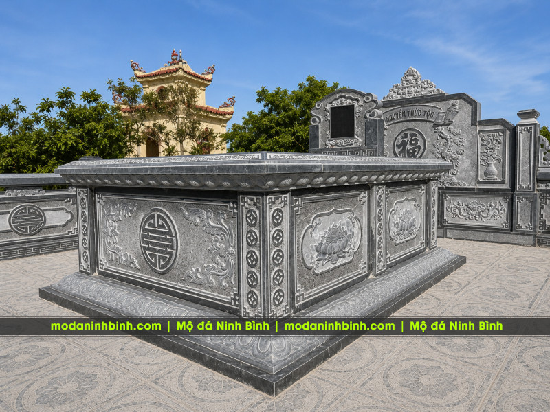 Tư vấn xây Lăng Mộ Tổ - Mẫu Lăng Mộ Tổ Dòng Tộc, Dòng Họ Đẹp, Chất Lượng, Chuẩn Phong Thủy 12 Xây Mộ Tổ Kích Thước Lớn - Rộng 127cm x dài 167cm - Mộ Tổ Vuông