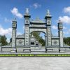 Cổng đá tam quan cho khu Lăng mộ đá dòng họ đẹp, bề thế
